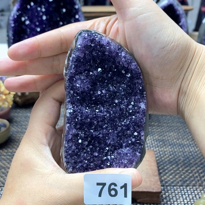未镶嵌大型摆件（非配饰）水晶