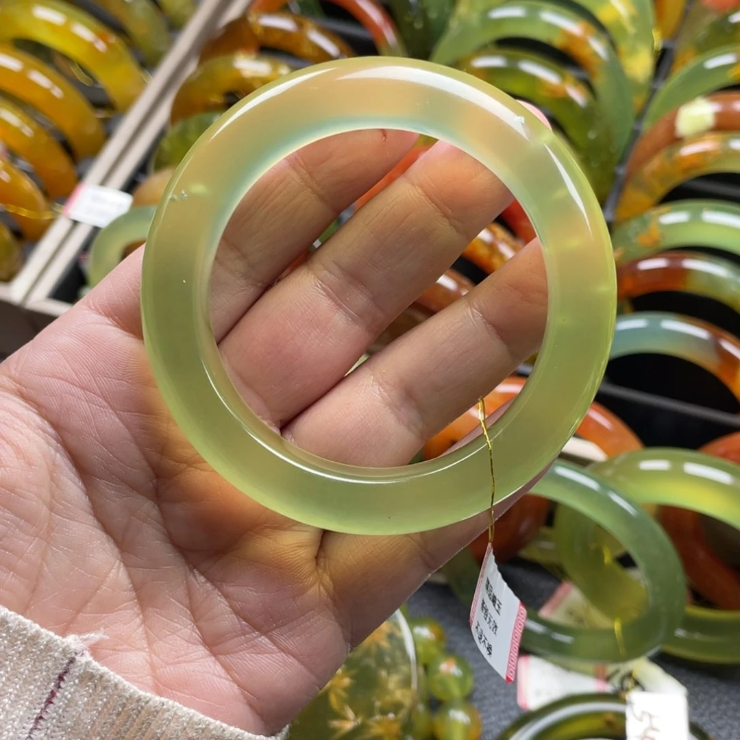 未镶嵌蛇纹石玉手镯