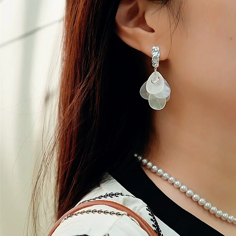 合金贝壳耳饰 花仙子耳环2025新款爆款高级感耳钉耳饰小众设计