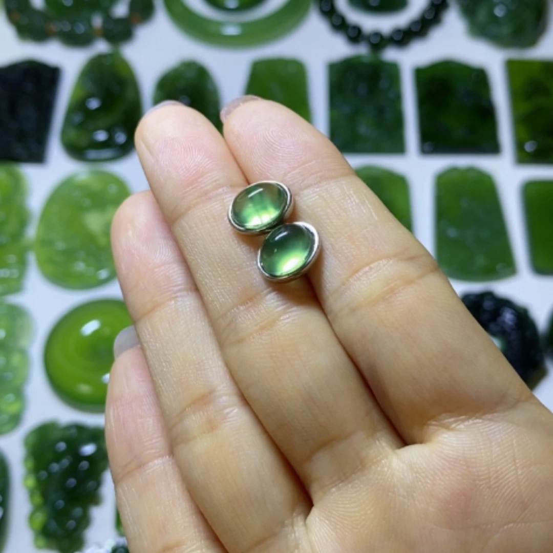 【闪购商品】未镶嵌蛇纹石玉颈饰