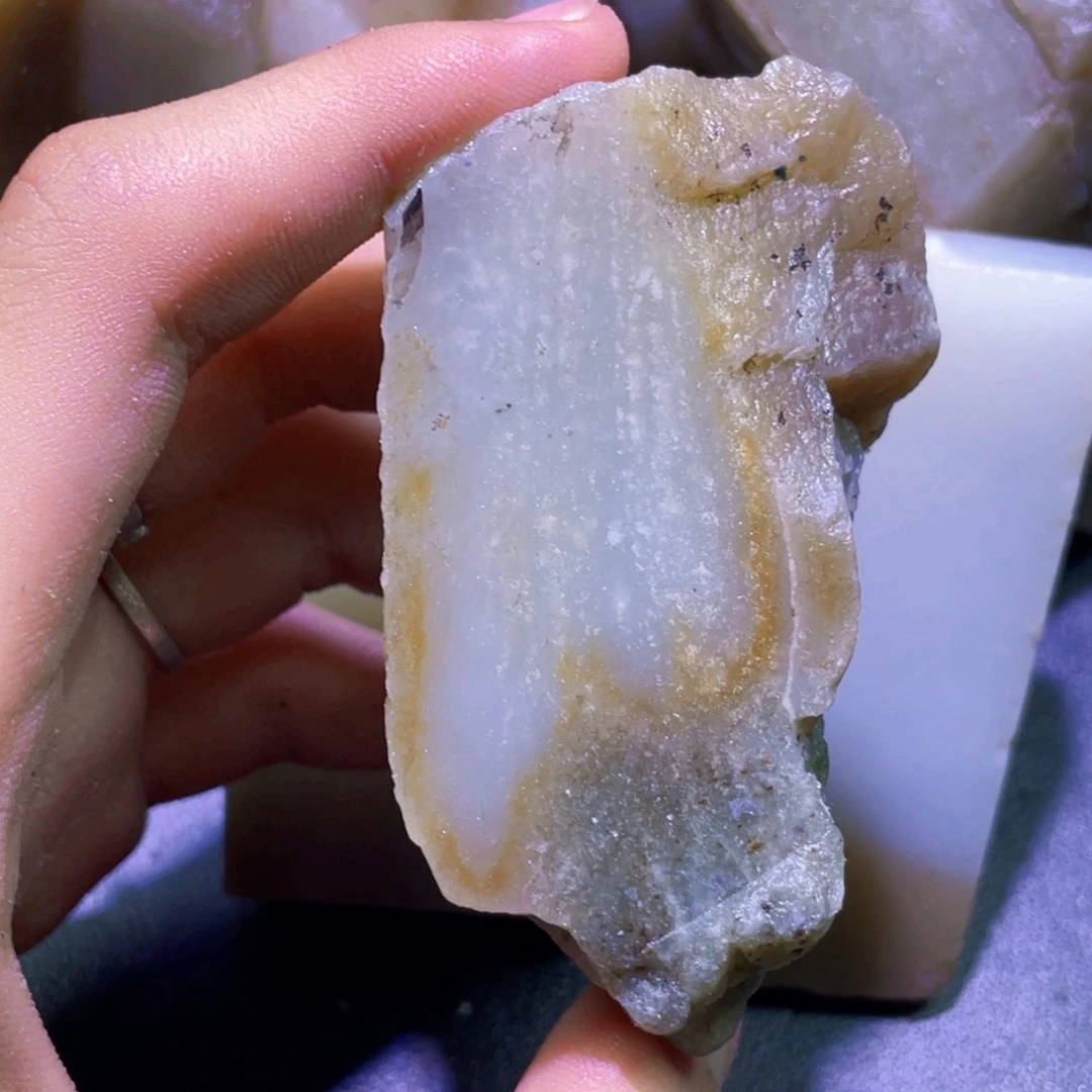 未镶嵌和田玉珠宝半成品