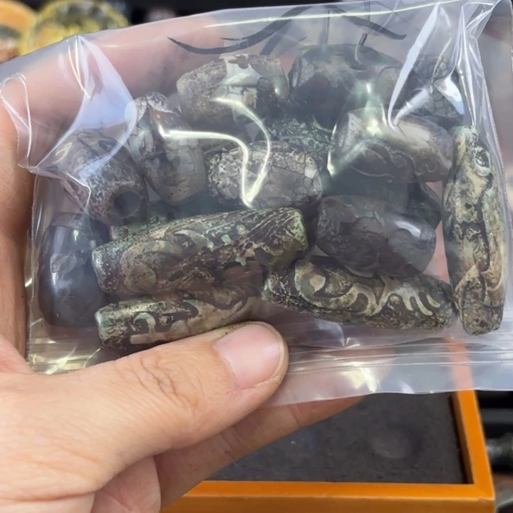 _***水玛瑙/玉髓未镶嵌颈饰