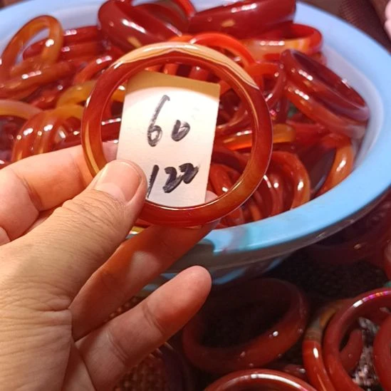 玛瑙/玉髓未镶嵌手镯
