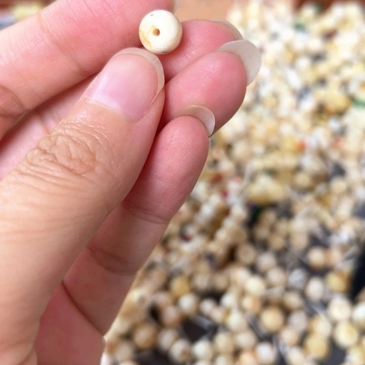 裸石蜜蜡未镶嵌8mm一个