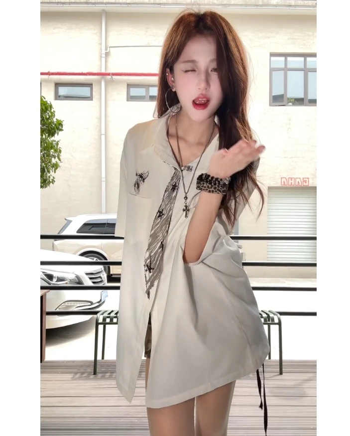 2025夏季新款时尚衬衫气质显瘦洋气休闲百搭性感辣妹宽松上衣外穿