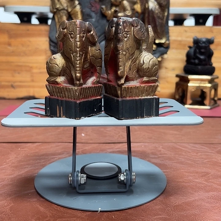 老***爷木老木雕工艺精湛精细