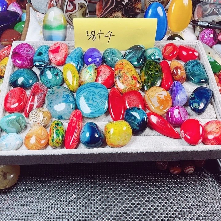 知***乐玛瑙/玉髓挂件未镶嵌