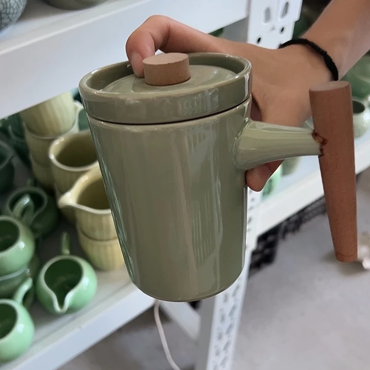 龙泉云间青瓷小米茶器