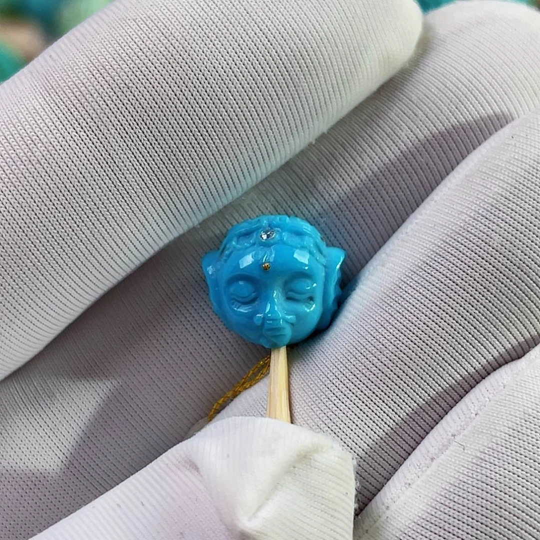 绿松石未镶嵌珠宝奇石