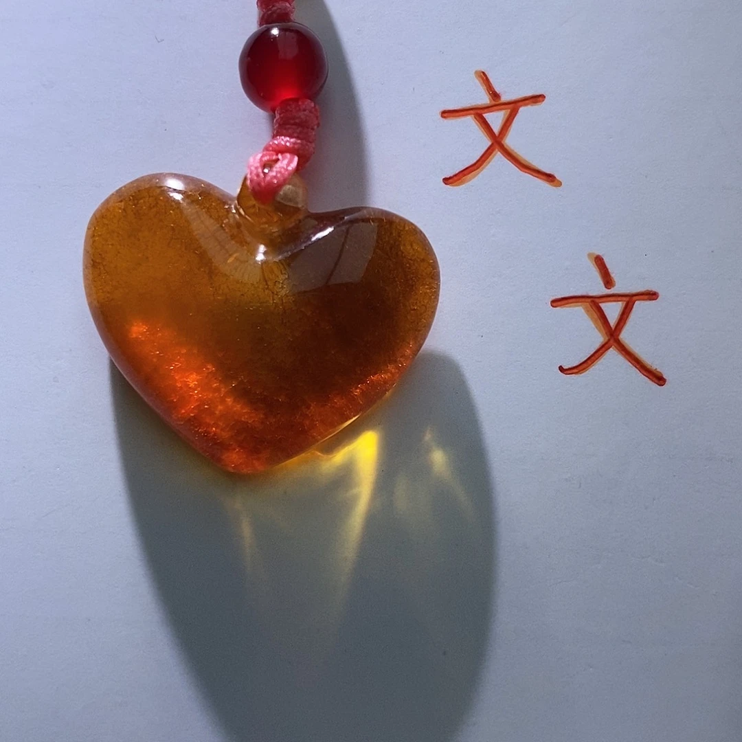 琥珀未镶嵌珠宝奇石6