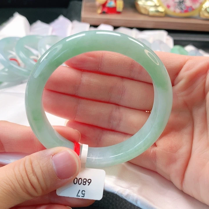 翡翠未镶嵌手镯缅甸A货翡翠手镯