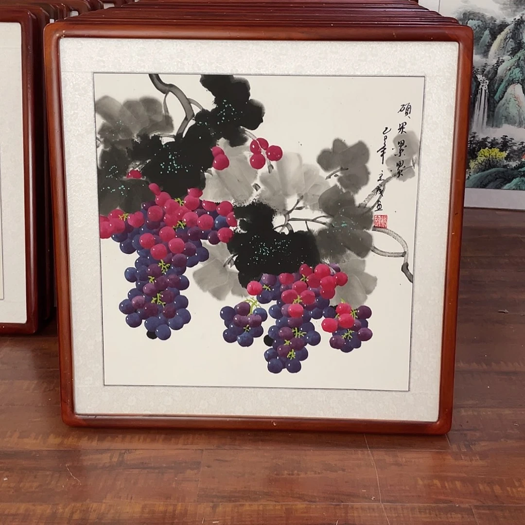国画带框尺寸63*63厘米