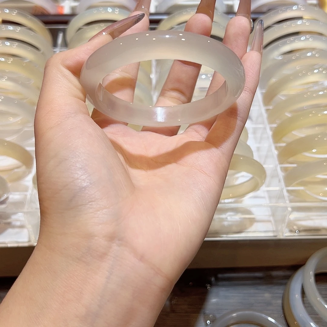 玛瑙/玉髓未镶嵌手镯