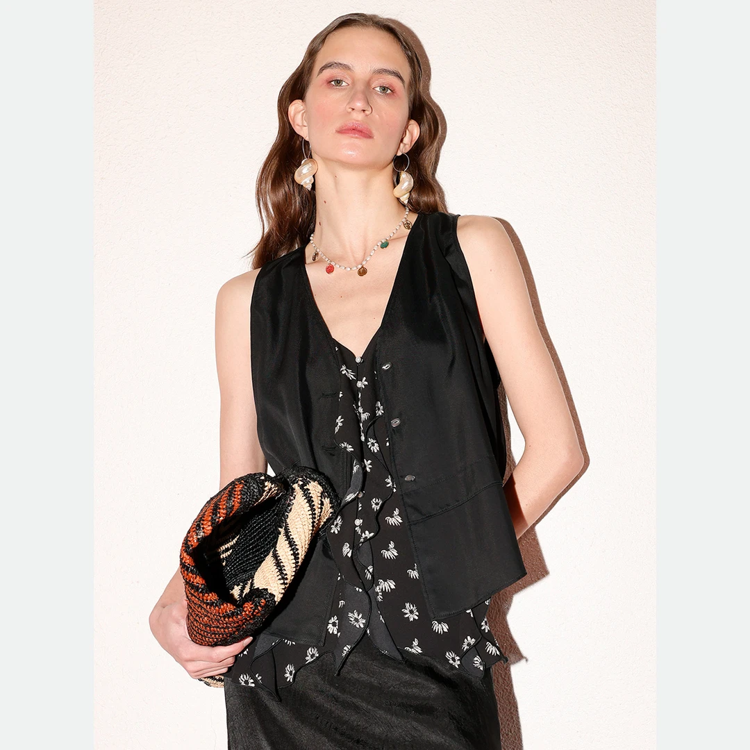 【乌兰托娅专属】西蔻莱赛尔复古简约修身短款V领叠穿马夹64536604