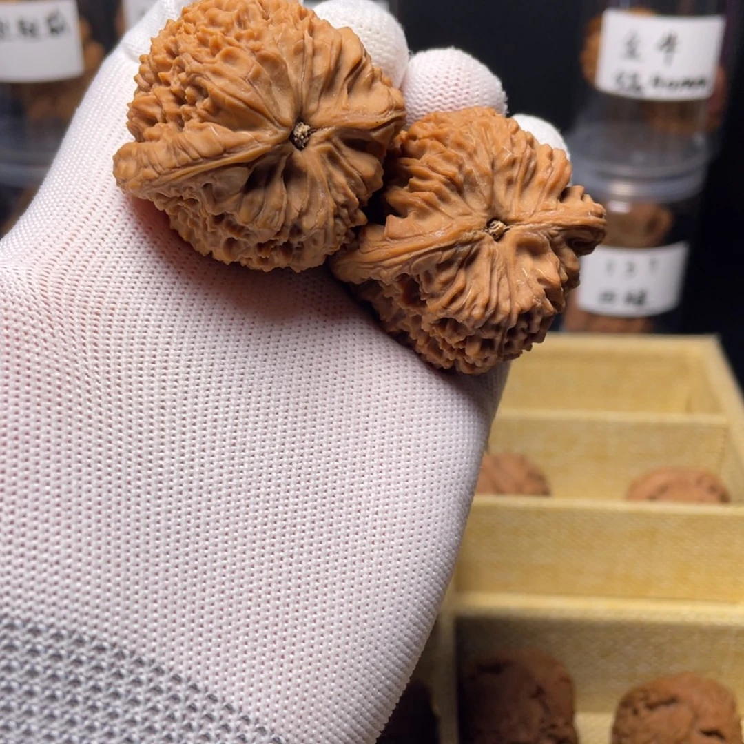 飞****吊坠文玩核桃44涿鹿凹底
