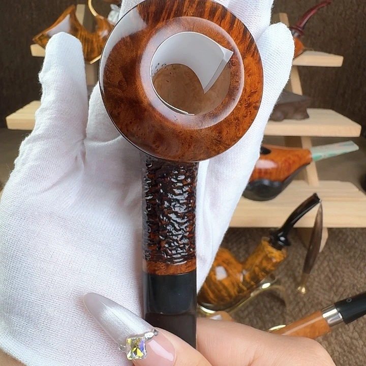 31微雕牛头（冯冯烟斗）