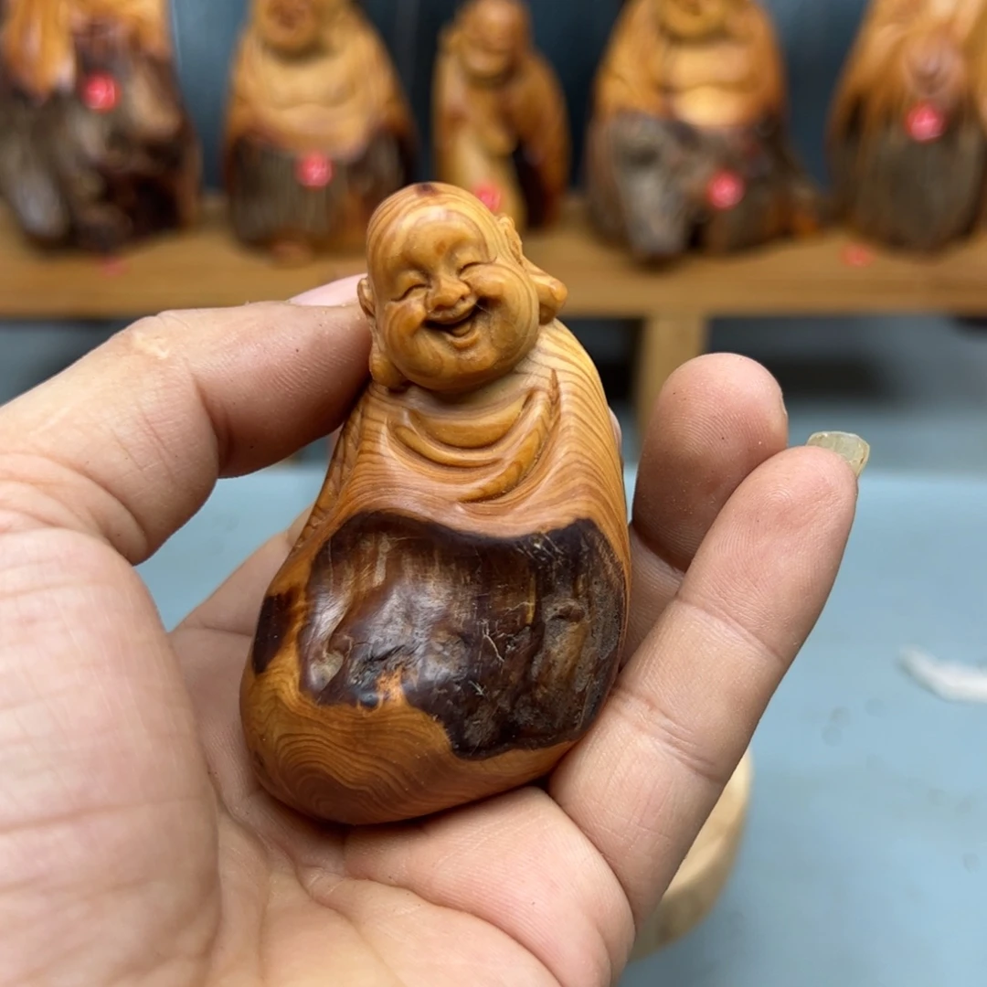 李***麦木崖柏木摆件手把件