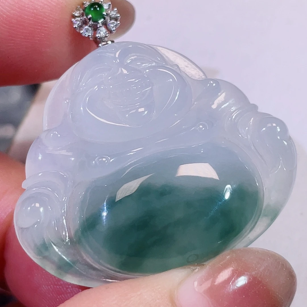 翡翠18K金镶嵌颈饰佛公