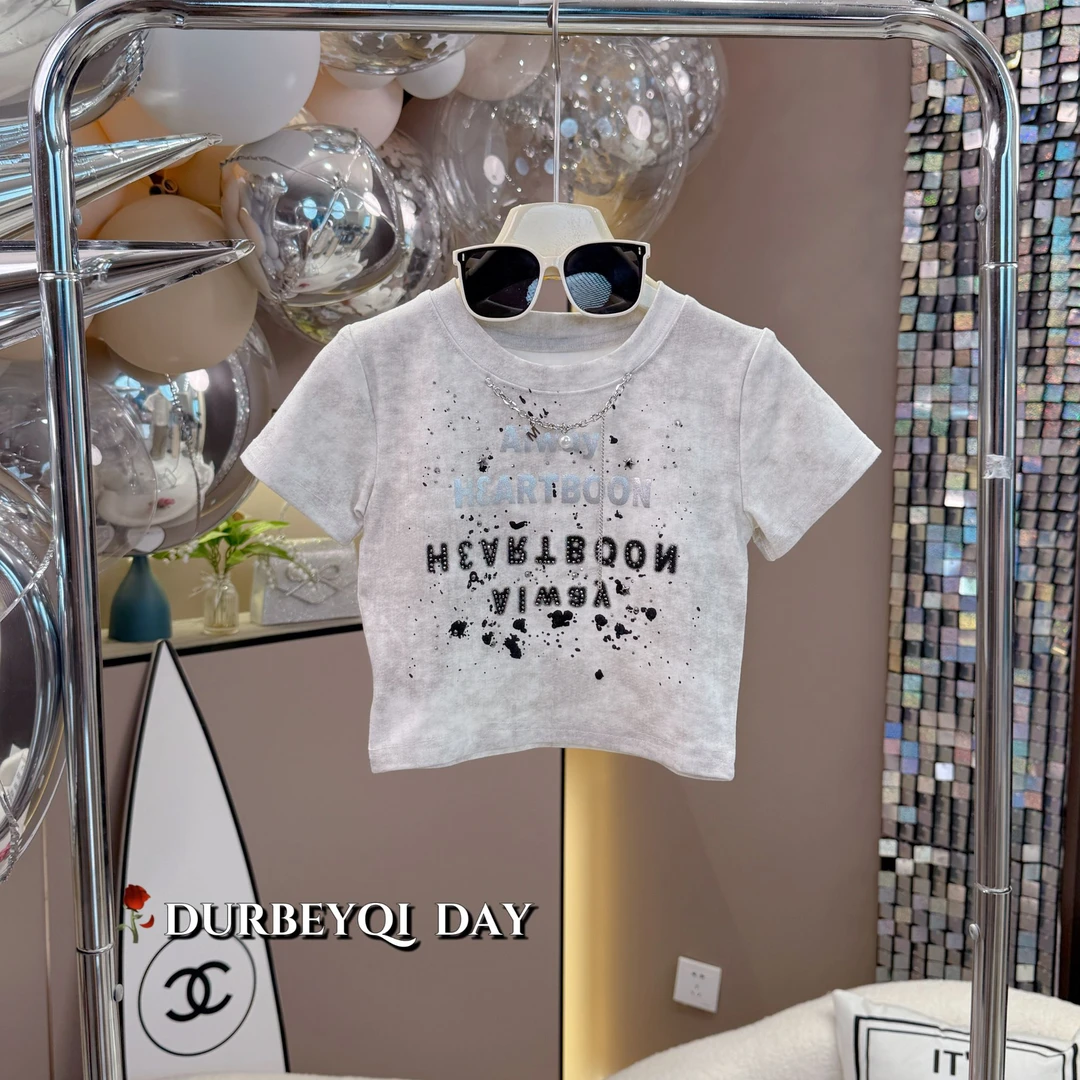 DURBEYQI/朵贝奇女童2025夏季新款字母圆领纯色时尚短袖5256