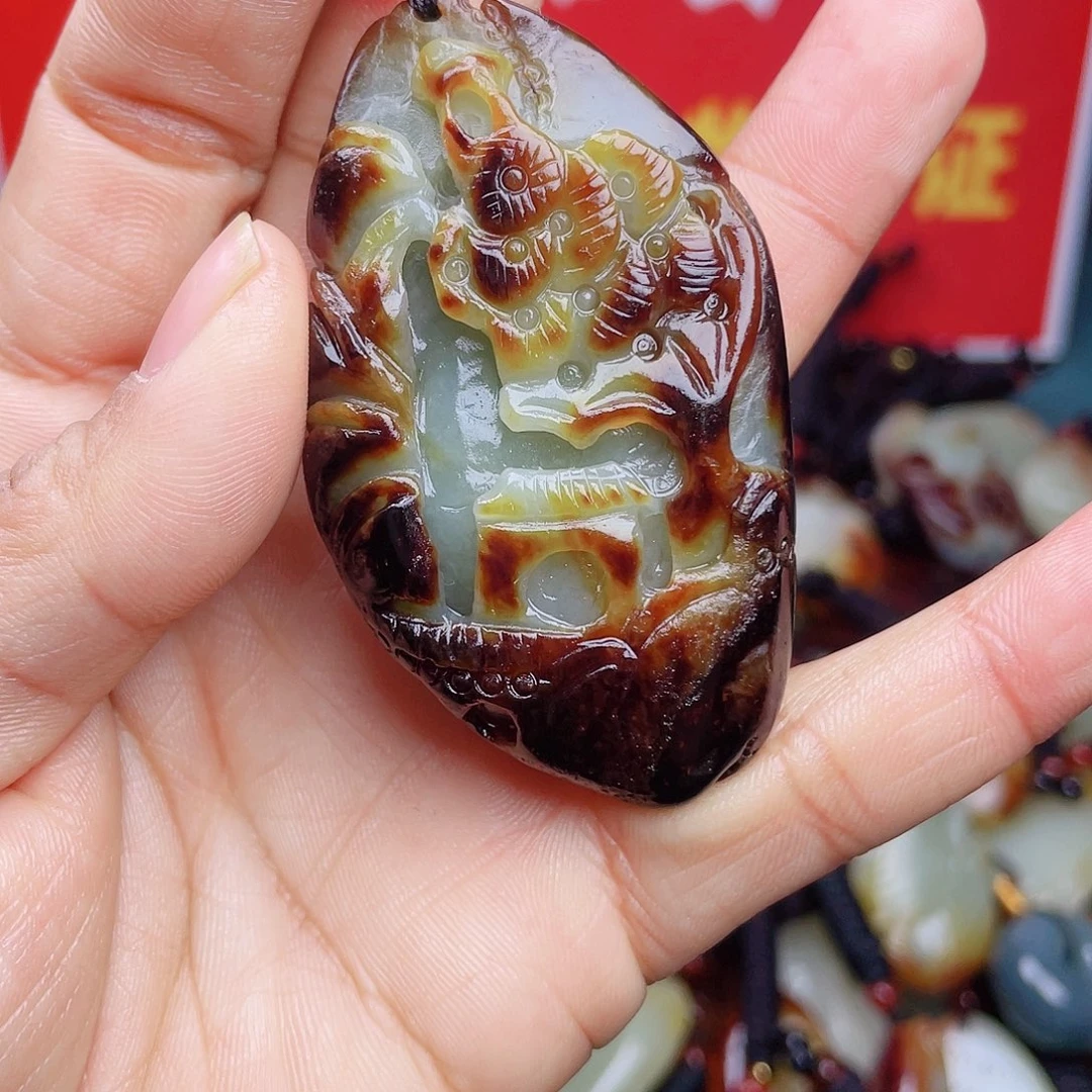 和田玉颈饰未镶嵌