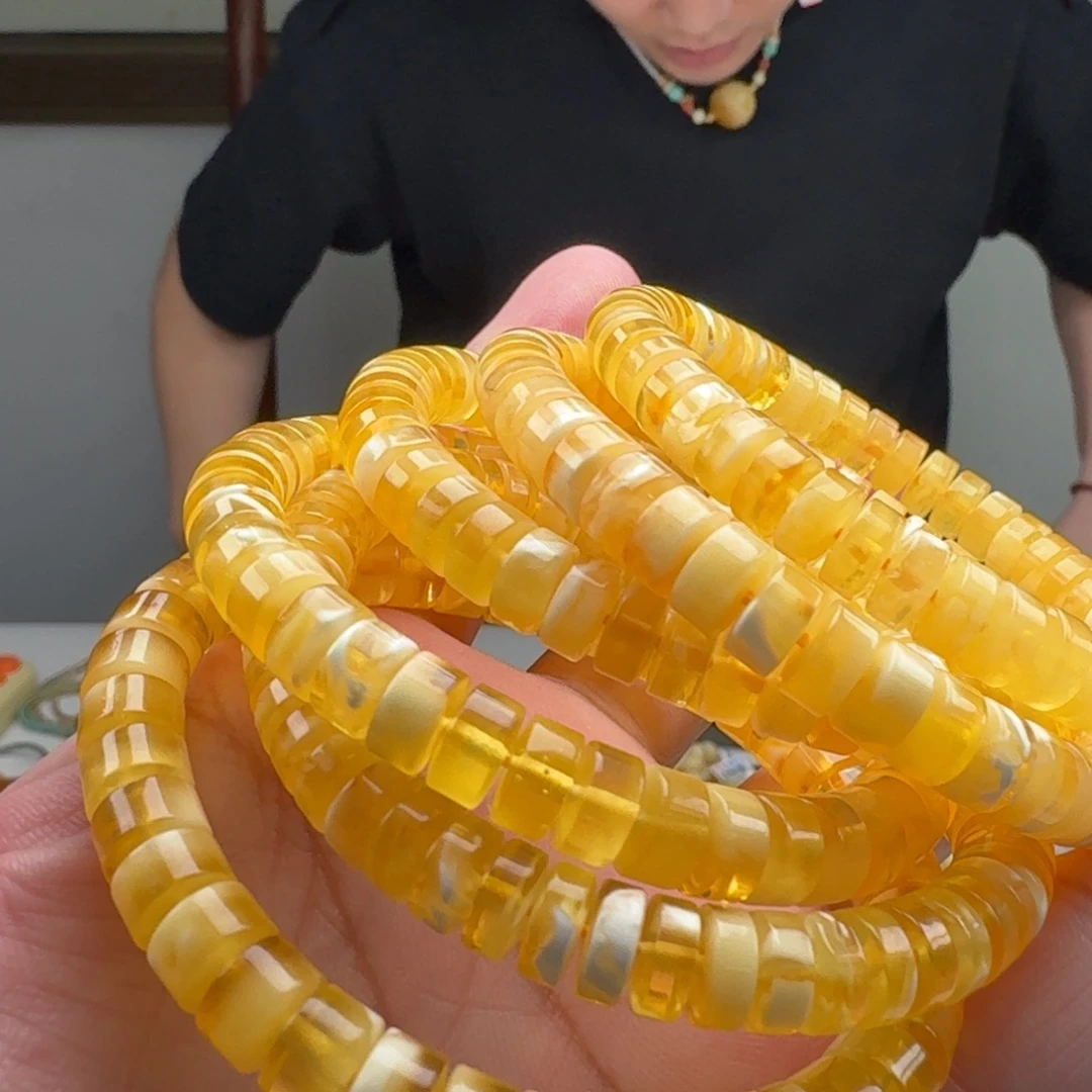 琥珀未镶嵌手链多样性发其一