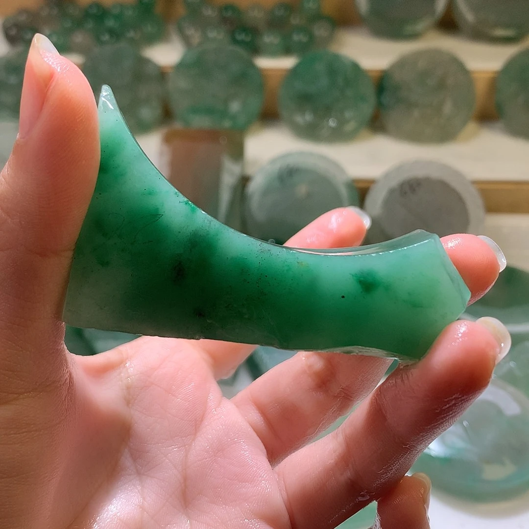 石英质玉未镶嵌珠宝半成品