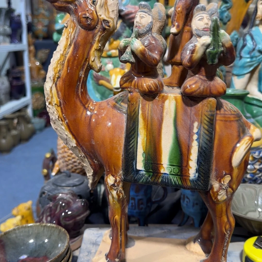 关***人陶瓷摆件摆件摆件