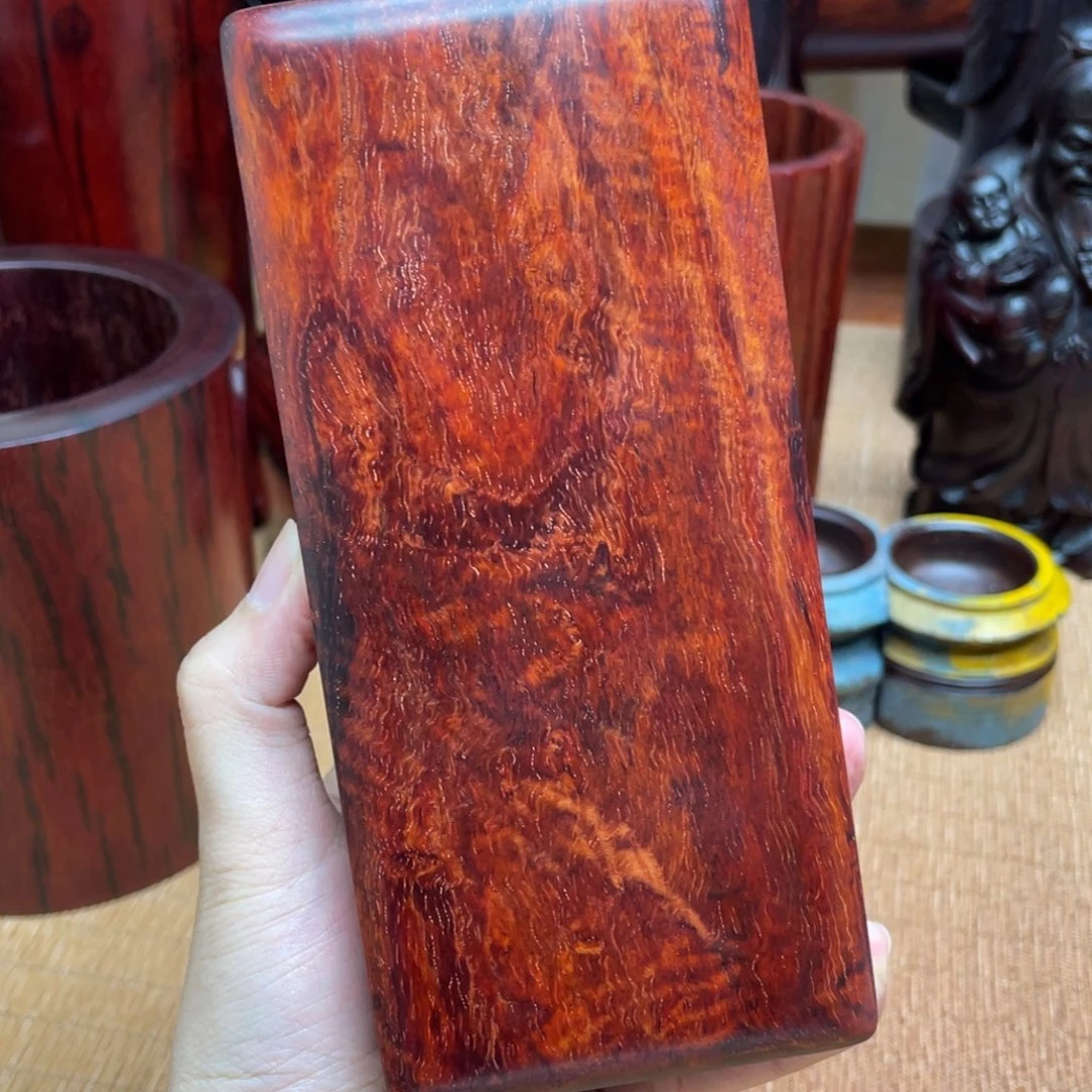 檀香紫檀（小叶紫檀）重***地