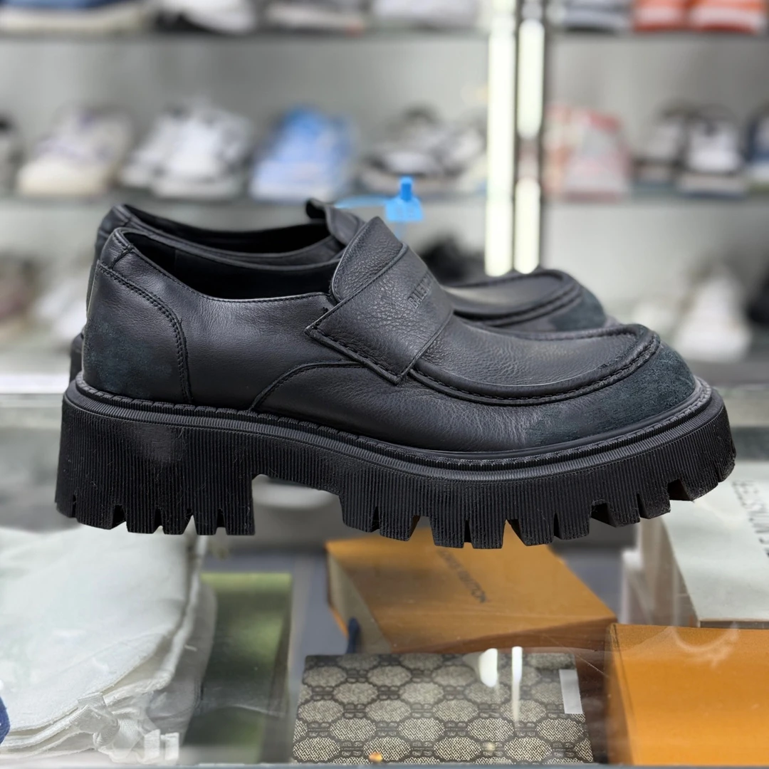 99新 Balenciaga/巴黎世家 24SS 厚底乐福德比鞋 尺码/43 HZ14197