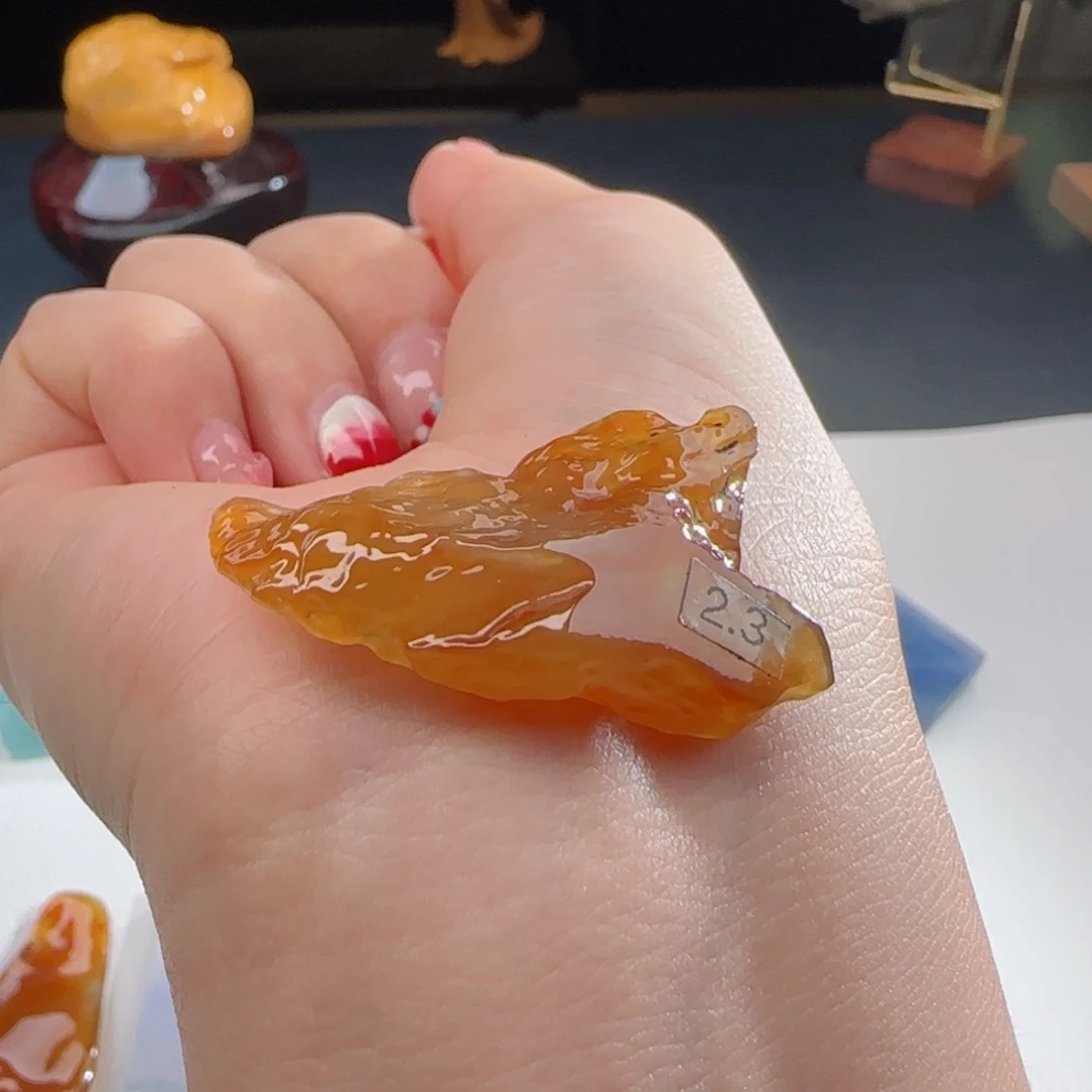 【闪购商品】翡翠颈饰未镶嵌橦