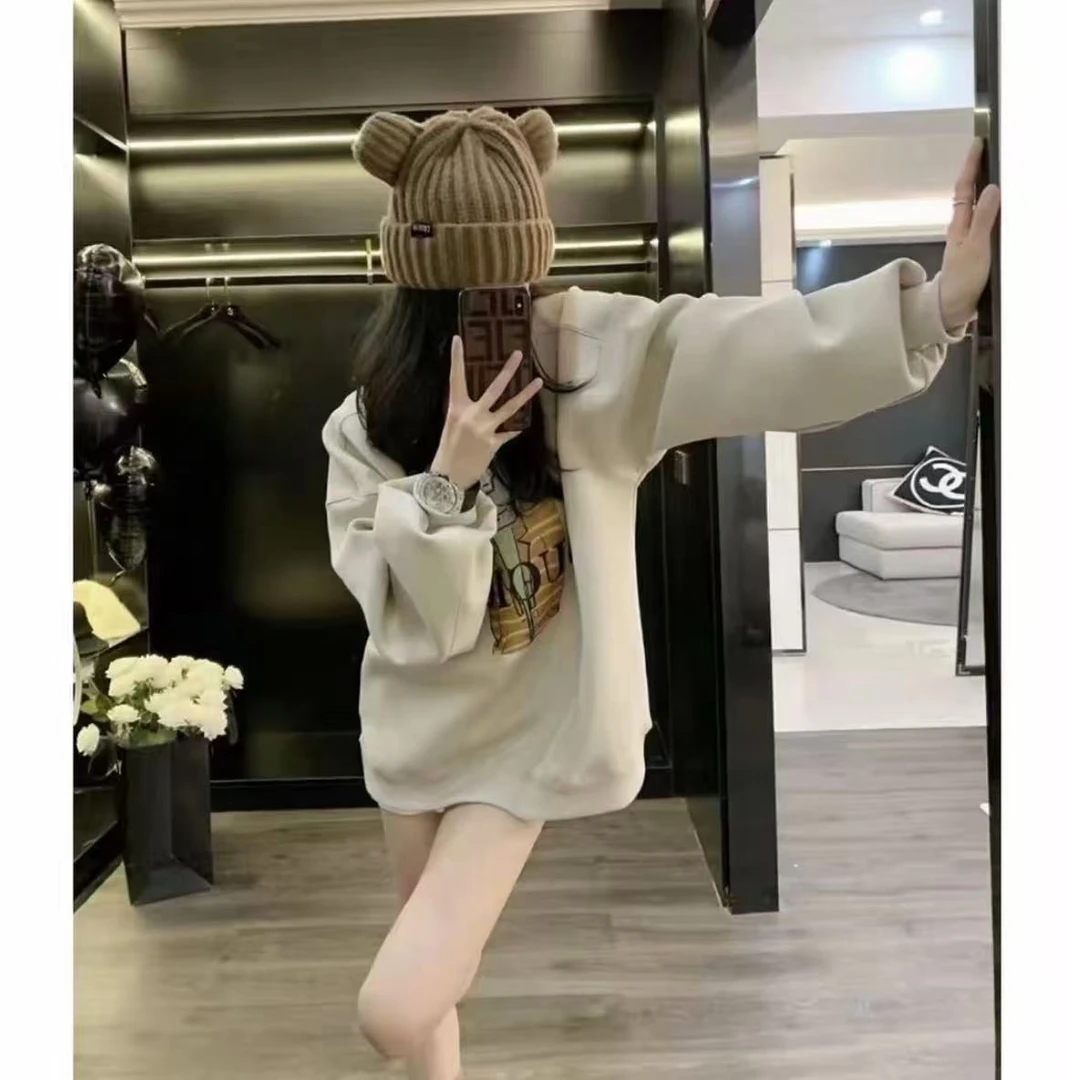 秋冬季百搭休闲时尚圆领长袖卡通外套潮牌韩版宽松卫衣女