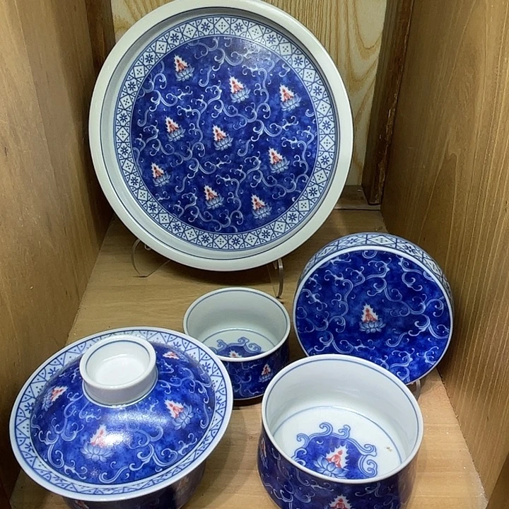 卓****青花古佛座清莲5件套