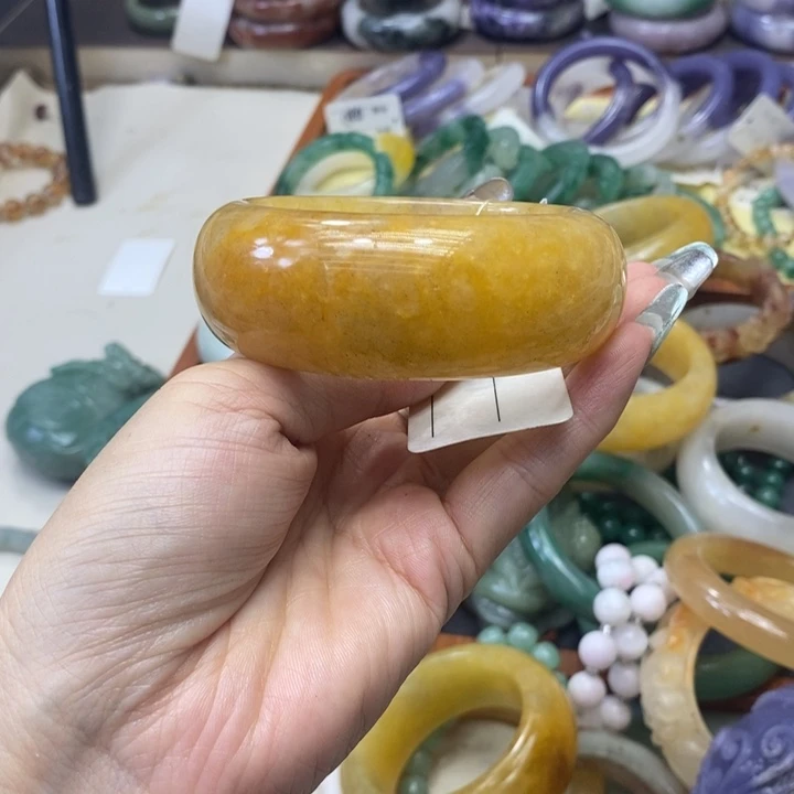 石英质玉手镯足银镀金镶嵌燕**飞