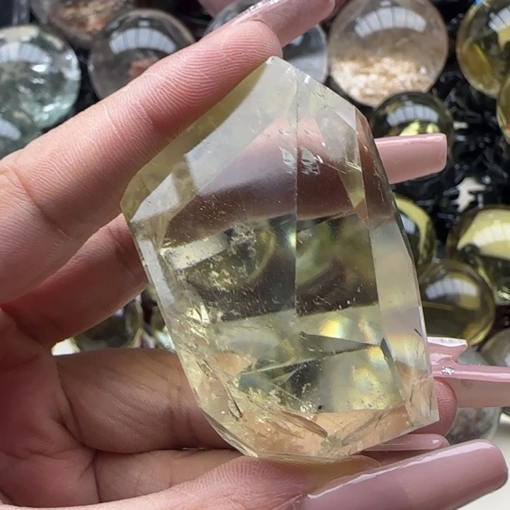 摆件水晶未镶嵌b176
