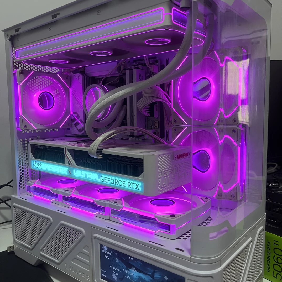 7800X3D B850冰雕32GB 1T固态 5070Ti VK03机箱