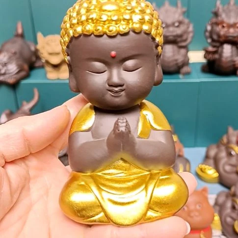 茶宠紫砂金装如来茶宠摆件