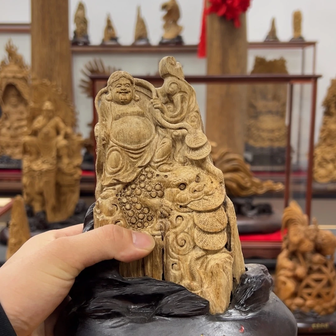 香包刘海戏金蟾沉香