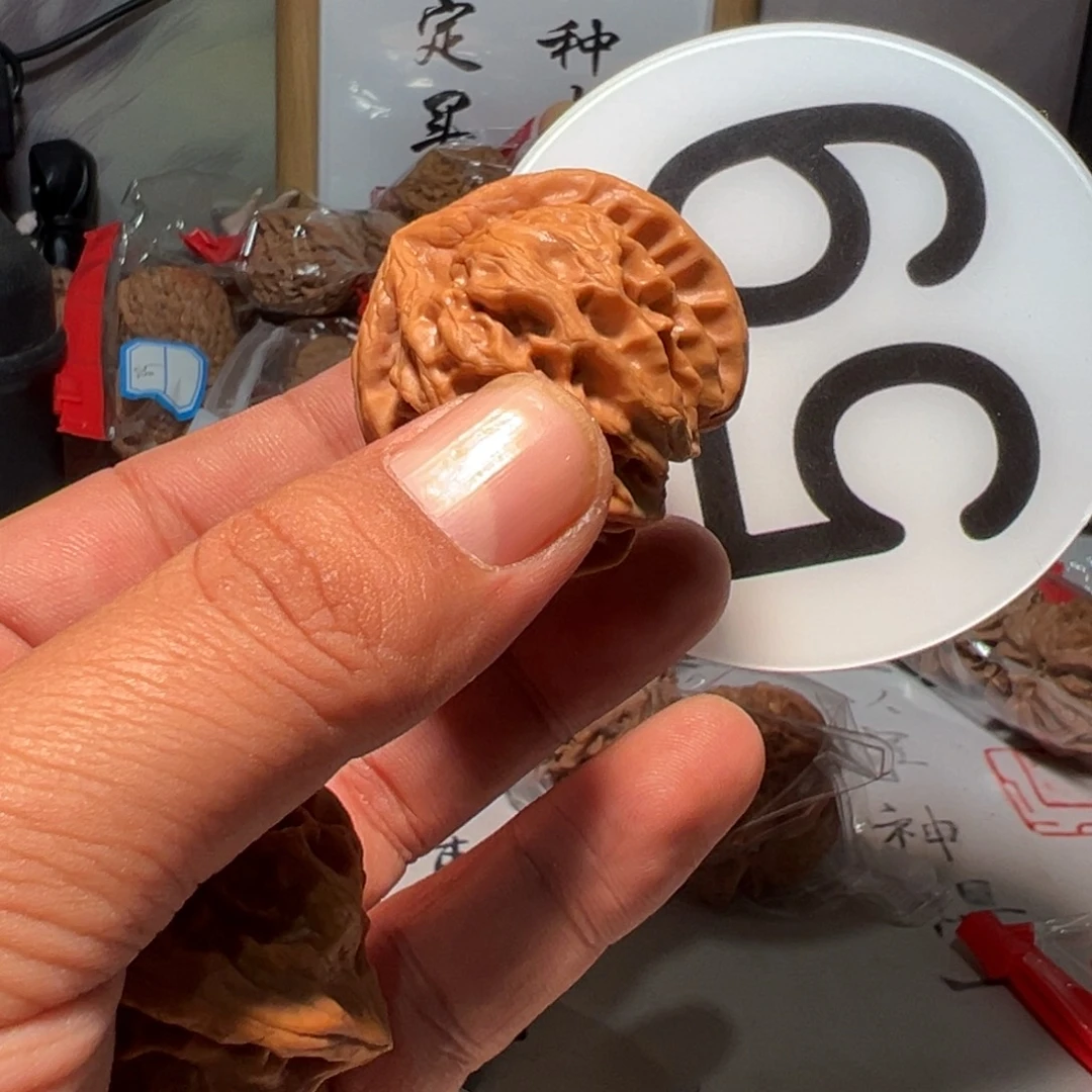 N***N文玩核桃，白色59号