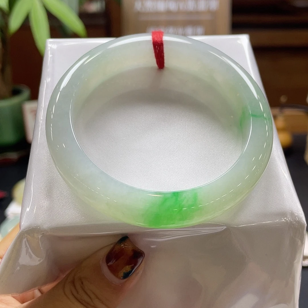 翡翠未镶嵌手镯46 号链接