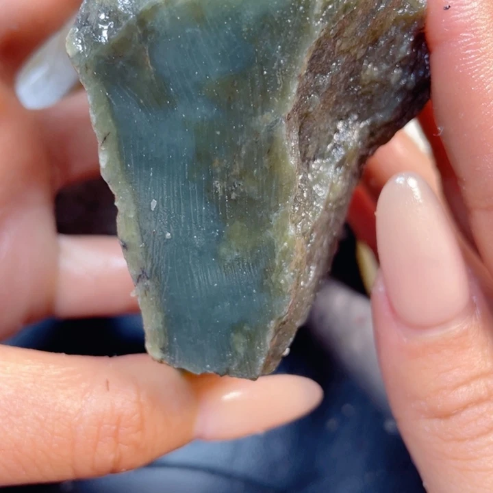 和田玉未镶嵌珠宝半成品