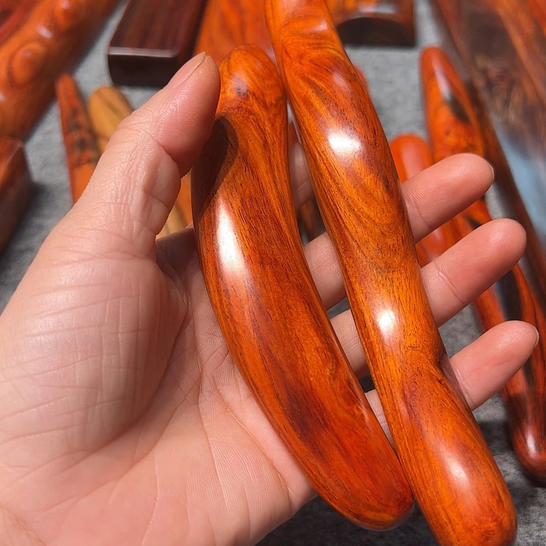 旺***圳交趾黄檀（大红酸枝）