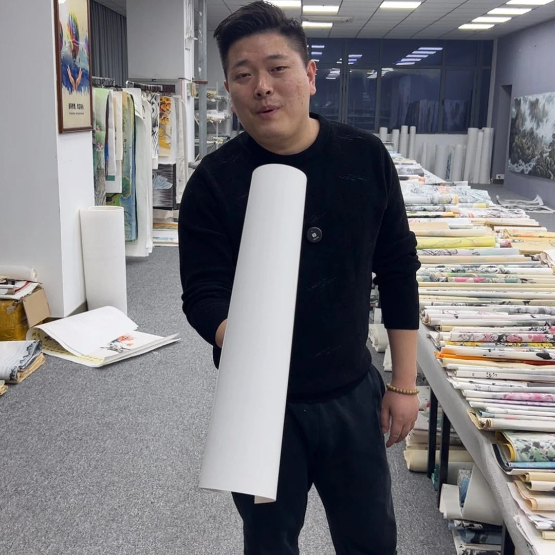 国画卖字画的小老板