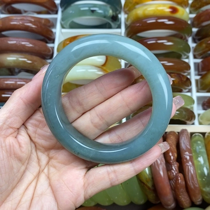 蛇纹石玉手镯未镶嵌57