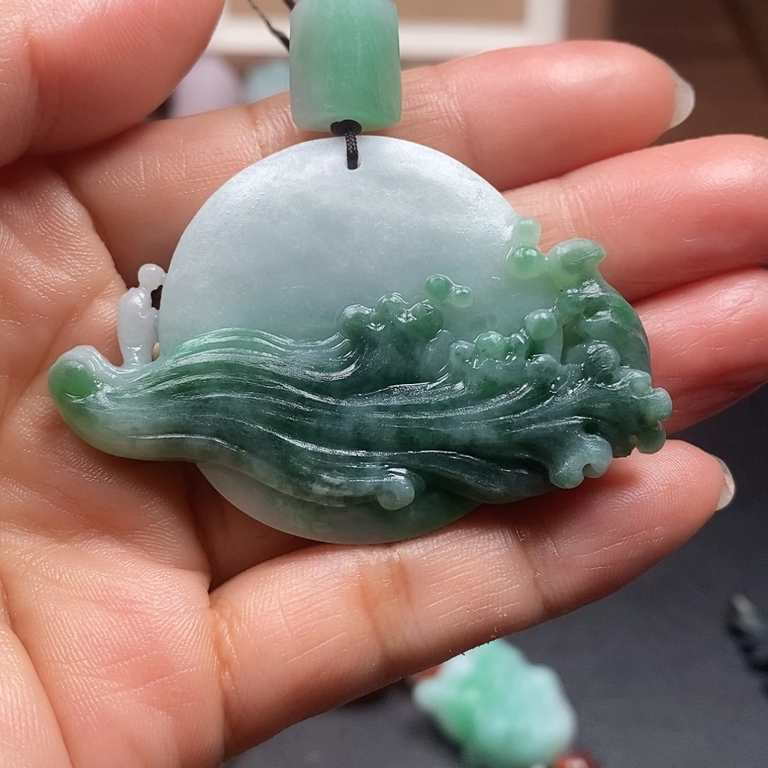 石***泉定制翡翠未镶嵌毛货抛光