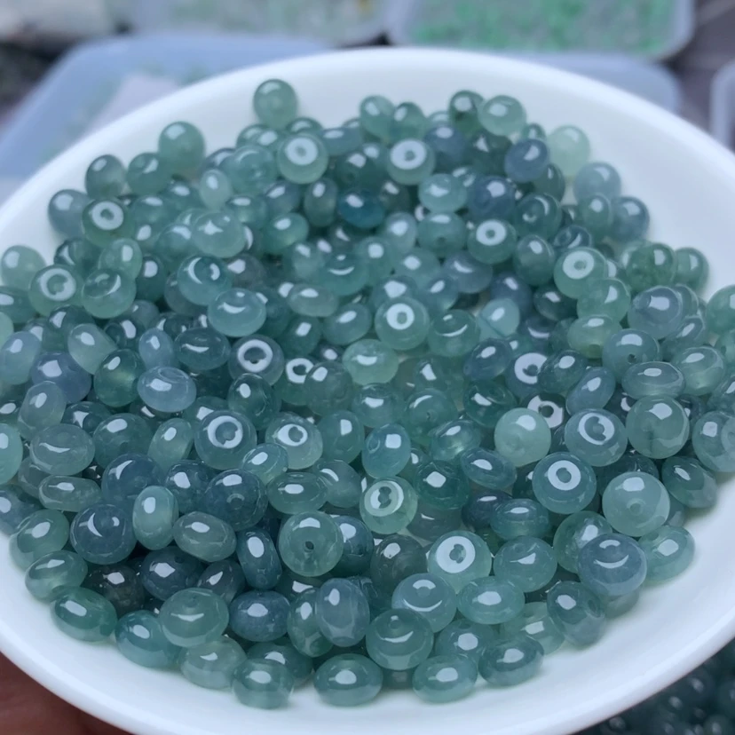 【闪购商品】未镶嵌手链翡翠卡3.5*6.5冰蓝水鼓珠50个