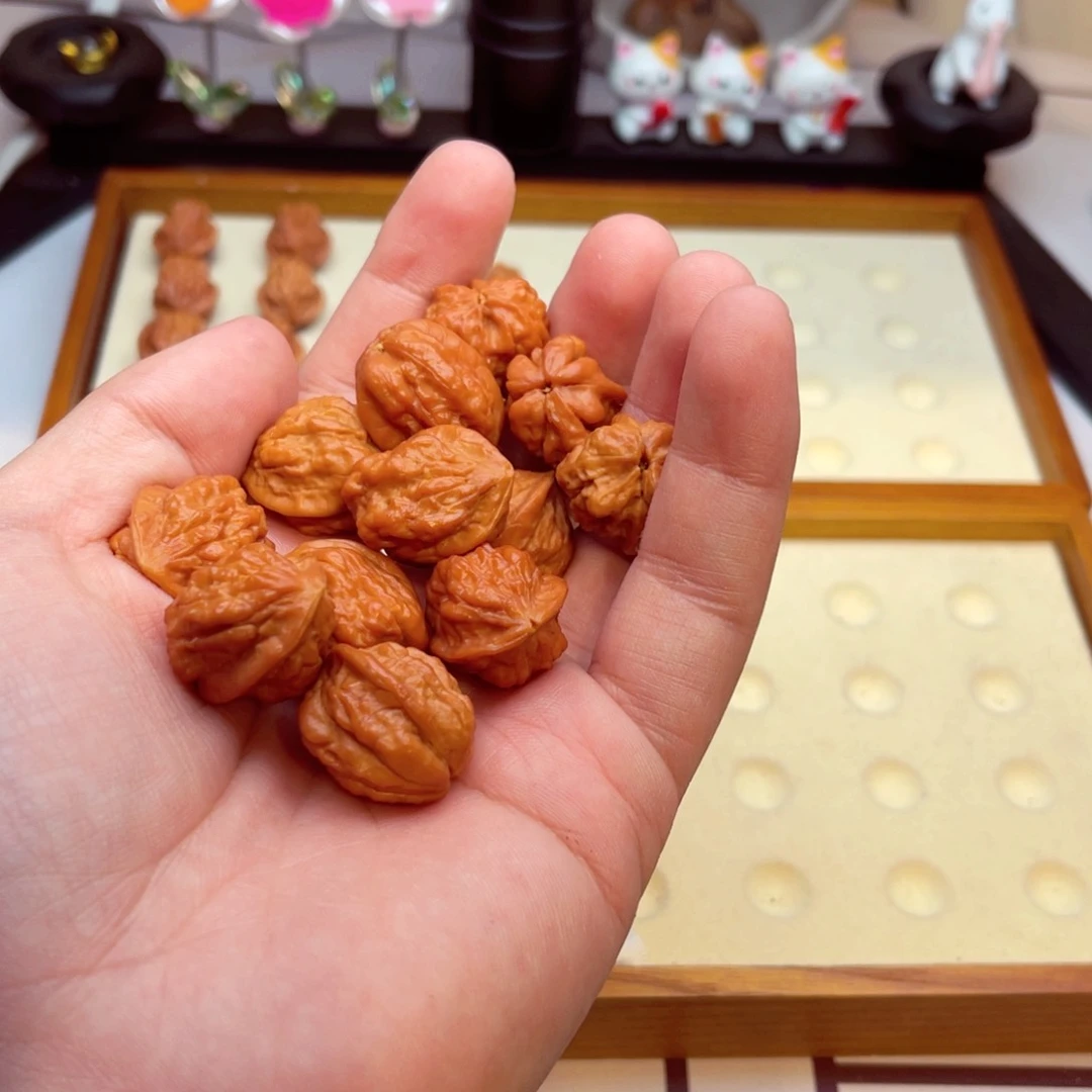 文玩核桃手串蛤蟆头