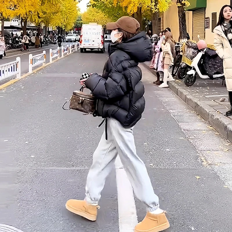 连帽泡芙龟背连帽羽绒服女2025冬季新款鸭绒面包服加厚保暖短外套