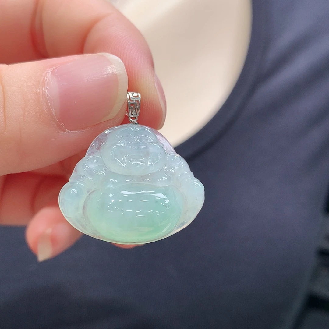 颈饰18K金镶嵌翡翠佛公