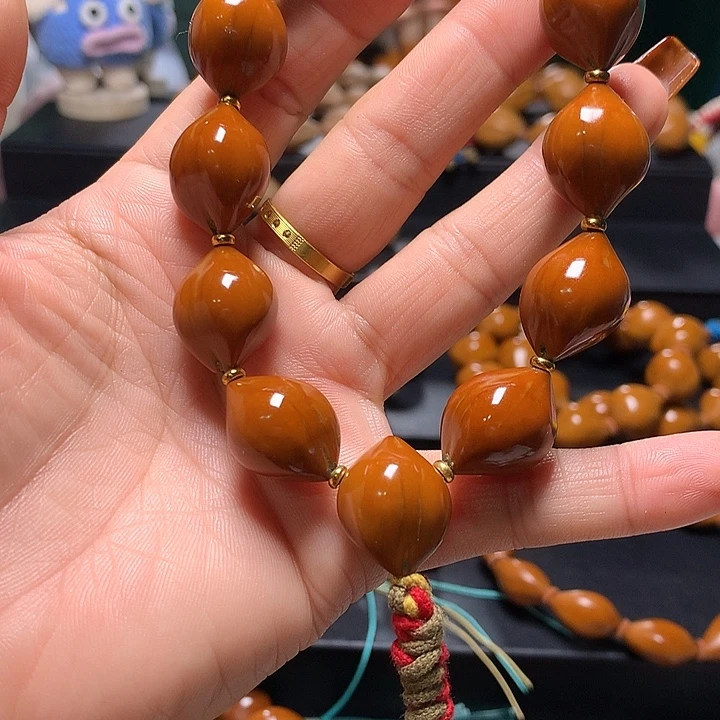 手串/手链橄榄核三花手串
