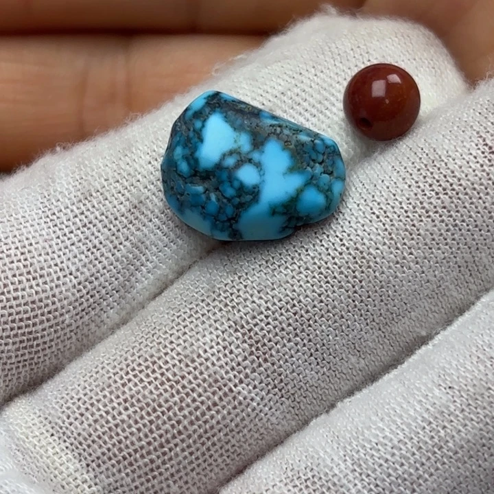 未镶嵌南红玛瑙珠宝奇石